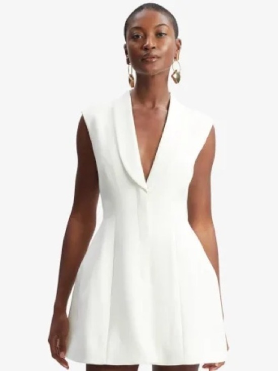 Bardot Dresses & Skirts - White V-Neck Sleeveless Mini Dress